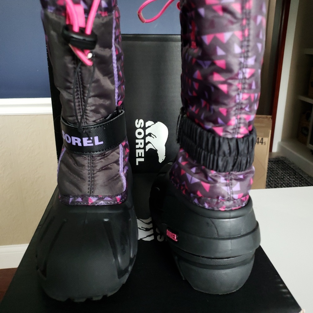Sorel childrens Flurry winter boot